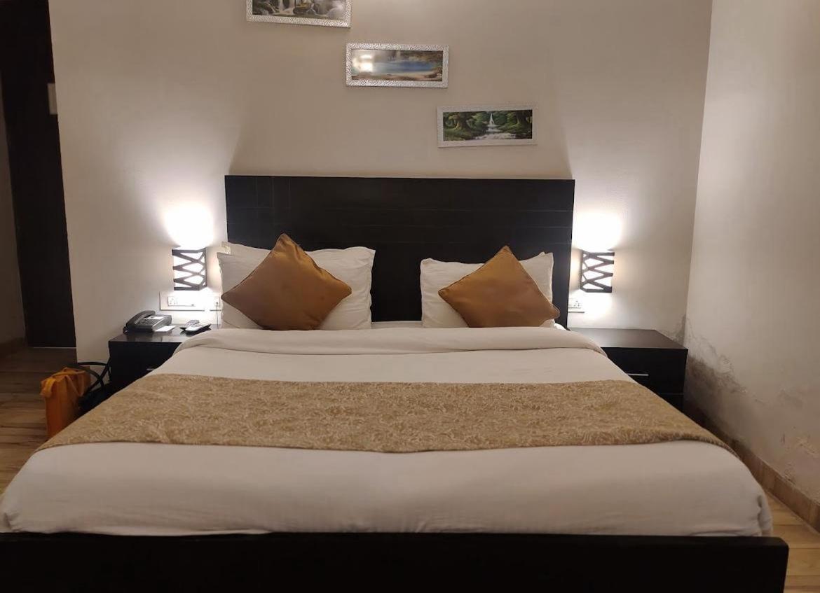 Guest house Krishna Mahal Harmony Vrindavan