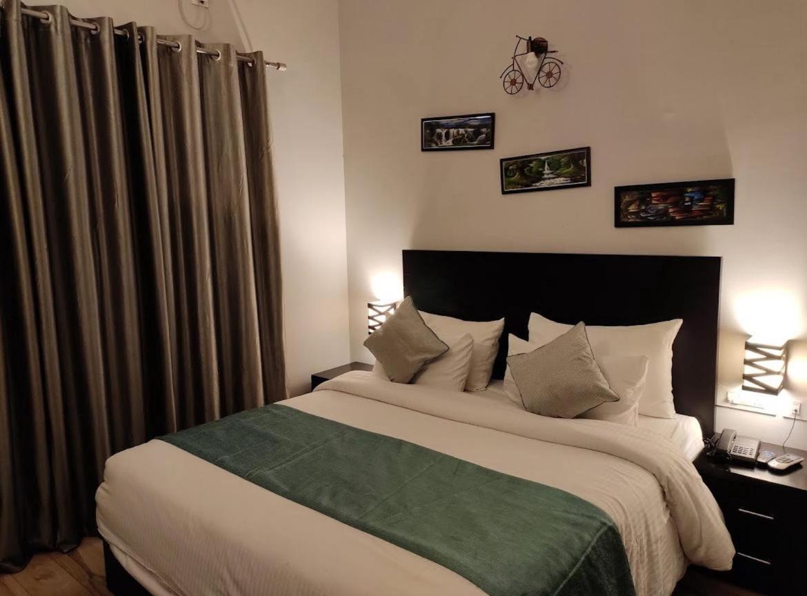 Guest house Krishna Mahal Harmony Vrindavan